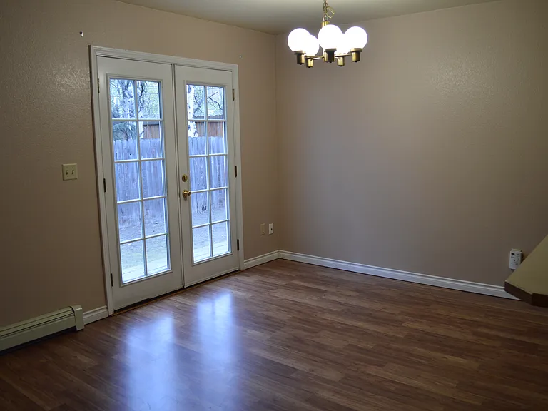 dining room, doors to backyard