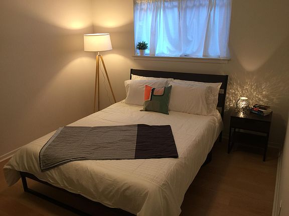 Here is the bedroom when it was furnished.