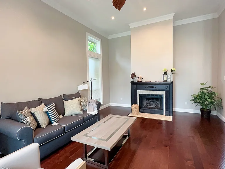 2136 Brownstone Ct — Photo 8
