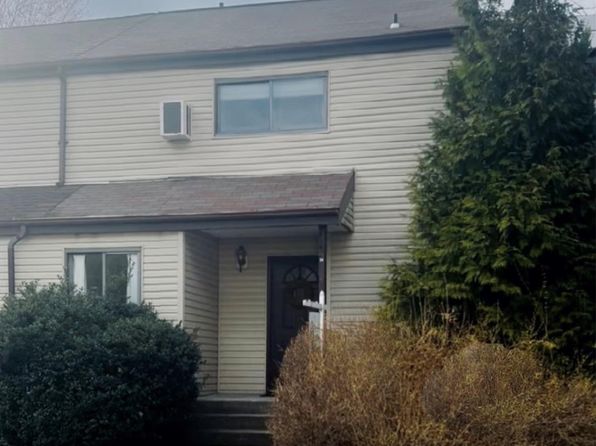 29 Sycamore Drive, Beacon, NY 12508