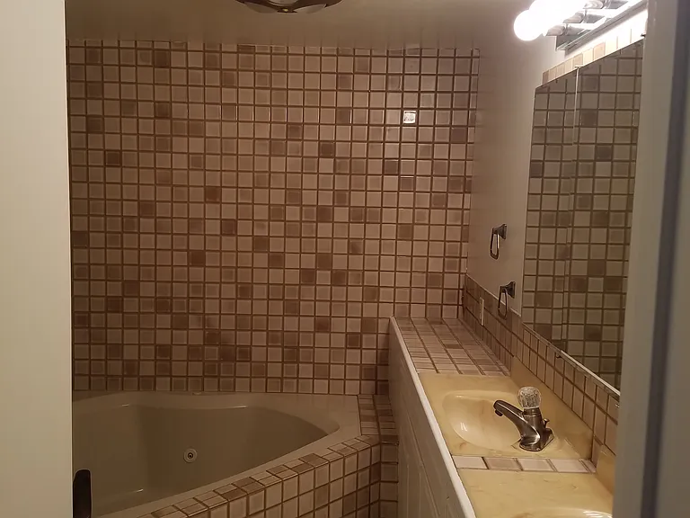 3325 Primera Ave #3 — Photo 10