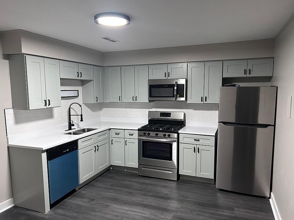 1st image of 9613 Farmer Dr #1