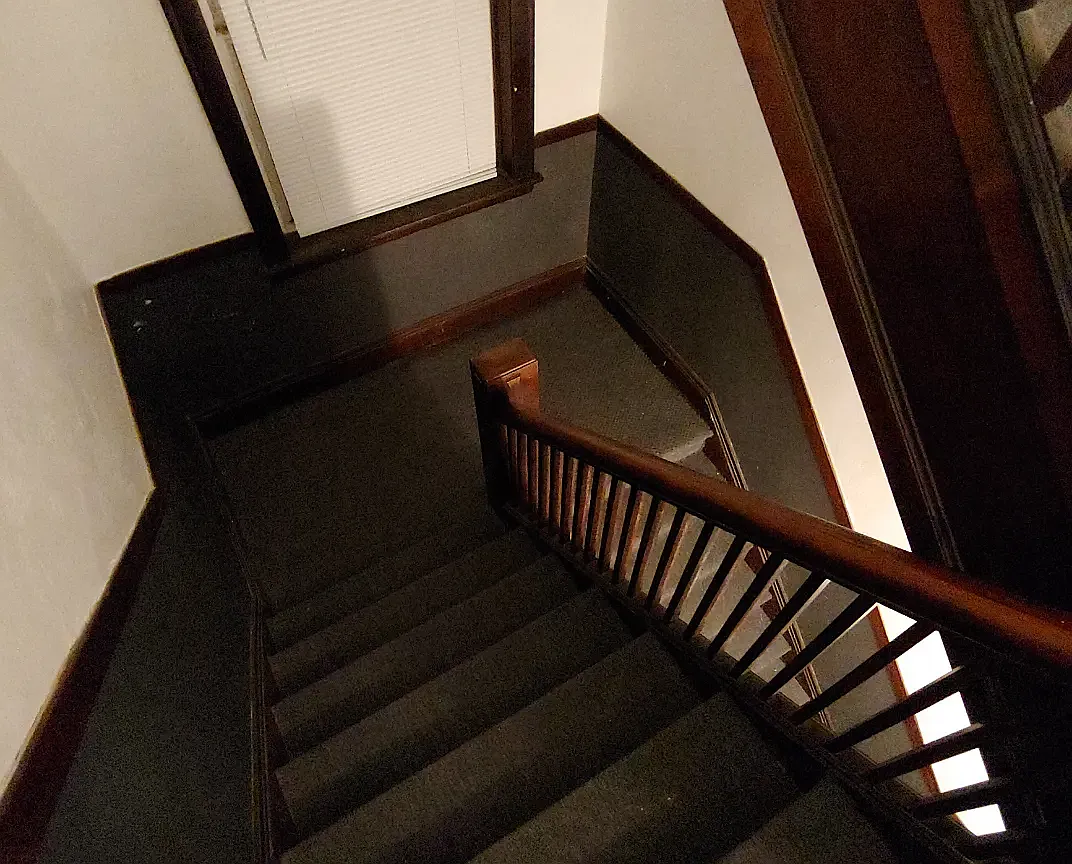 4 bed, 1000 sqft, $2,000 — Photo 2