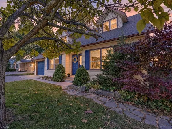 5001 Hillside Dr, Lincoln, ON L3J 0L1