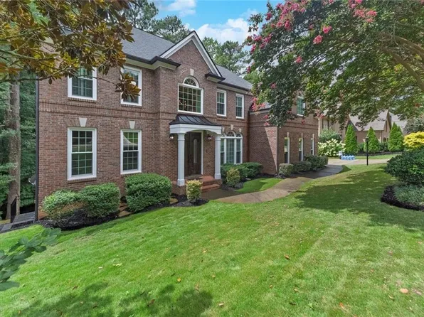 5035 Towne Lake Hls N, Woodstock, GA 30189