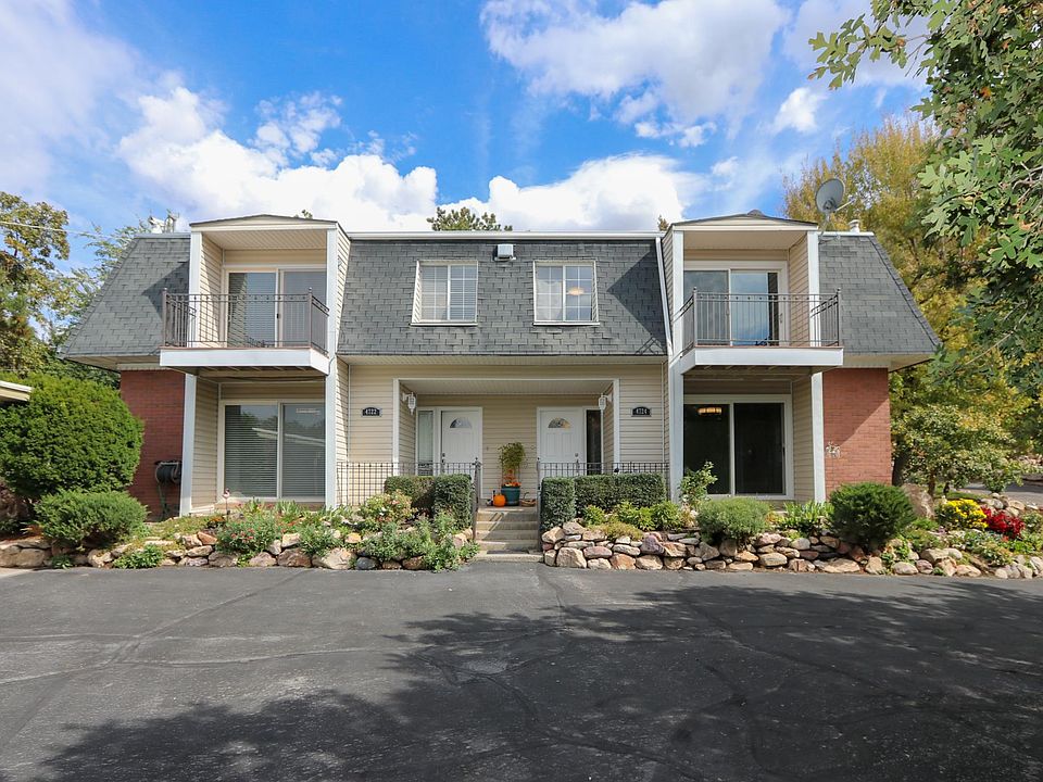 Very nice curb appeal. Unit is on the left