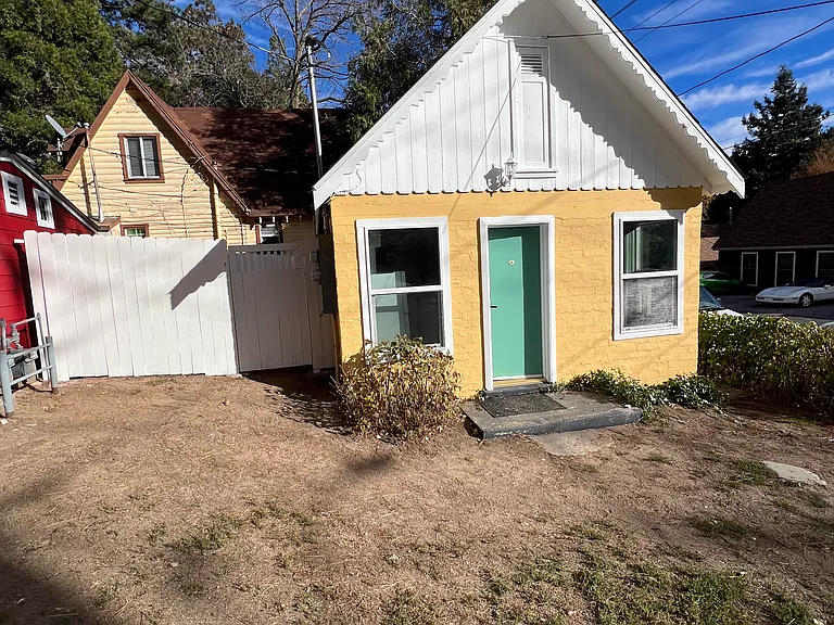 513 Springy Path #B — Photo 24