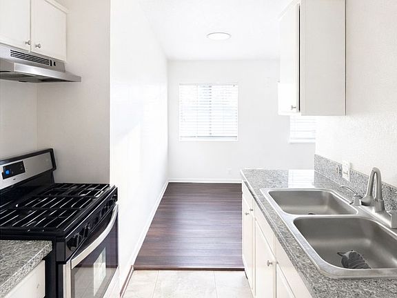 4th image of 1638 W 207th St APT 5