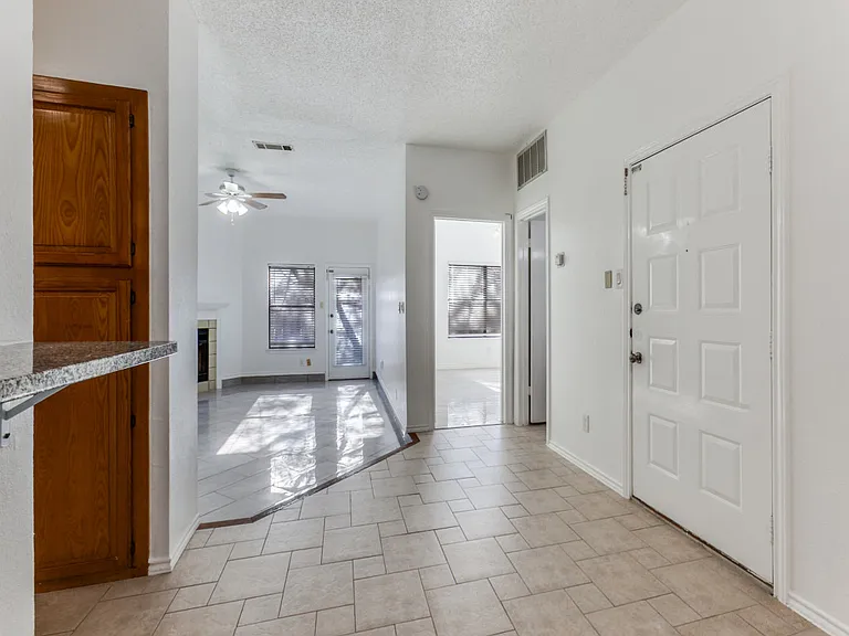 7340 Skillman St #605 — Photo 5