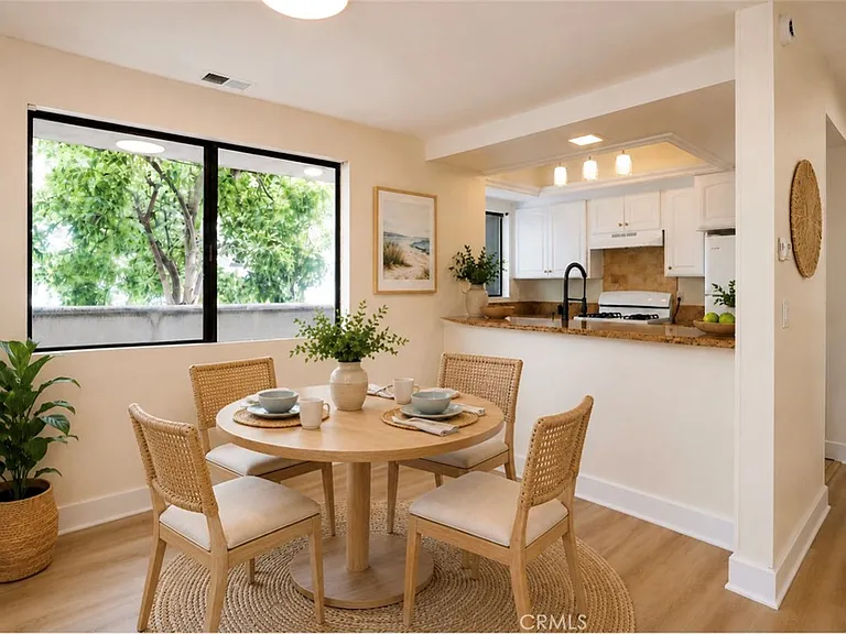 355 Pershing Dr #B — Photo 24