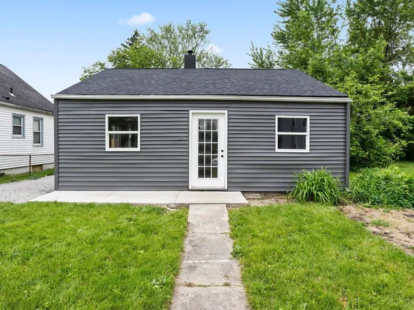 2810 Winter St, Fort Wayne, IN 46806