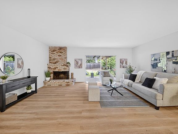 4th image of 3613 Lurline Way