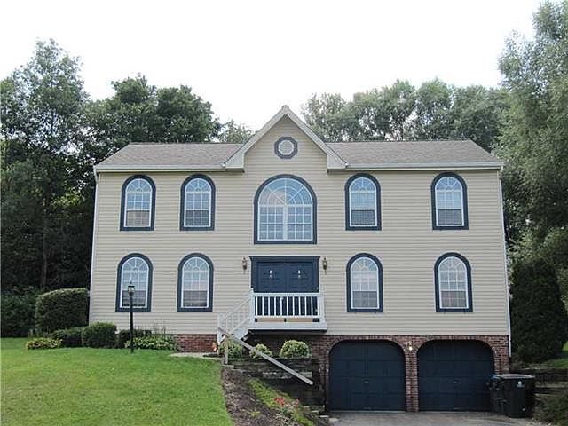 1st image of 180 Woodbine Dr
