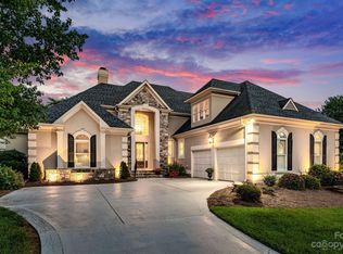 18830 Peninsula Cove Ln, Cornelius, NC 28031