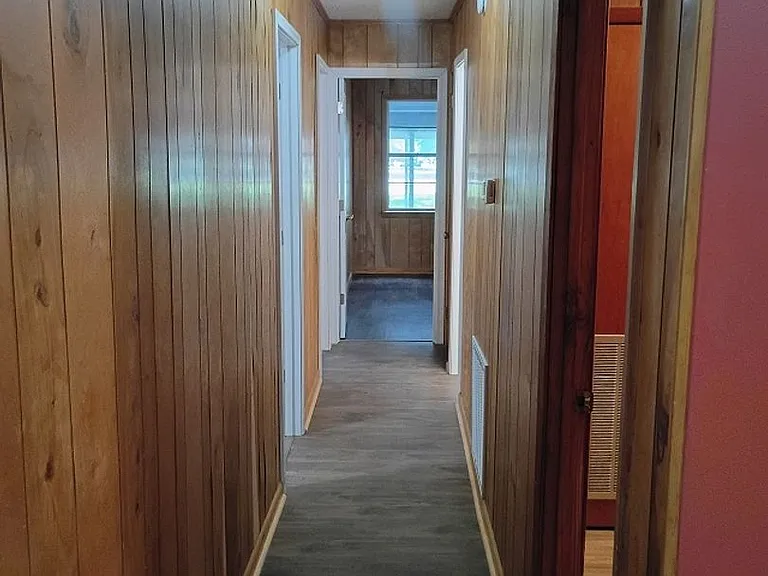 300 Slayden St — Photo 10