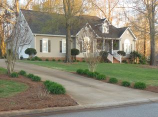 113 Dillard Ct, Easley, SC 29642