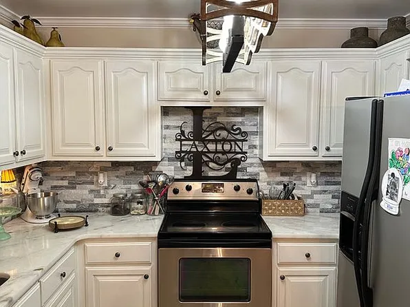 12 Parkside Cv, Munford, TN 38058