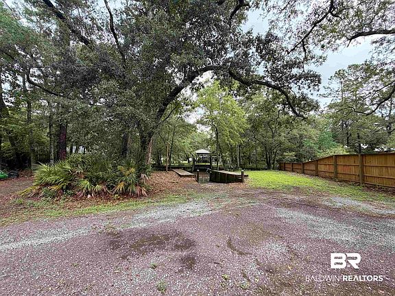 2nd image of 10259 Canal Cir