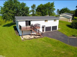 21 Eagle Dr, Grinnell, IA 50112