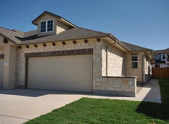 2nd image of 20805 Muirfield Bend Cv Unit B