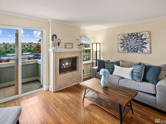 4th image of 2244 13th Ave W APT 212