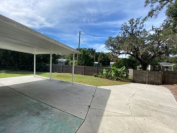 3rd image of 426 Davis Dr