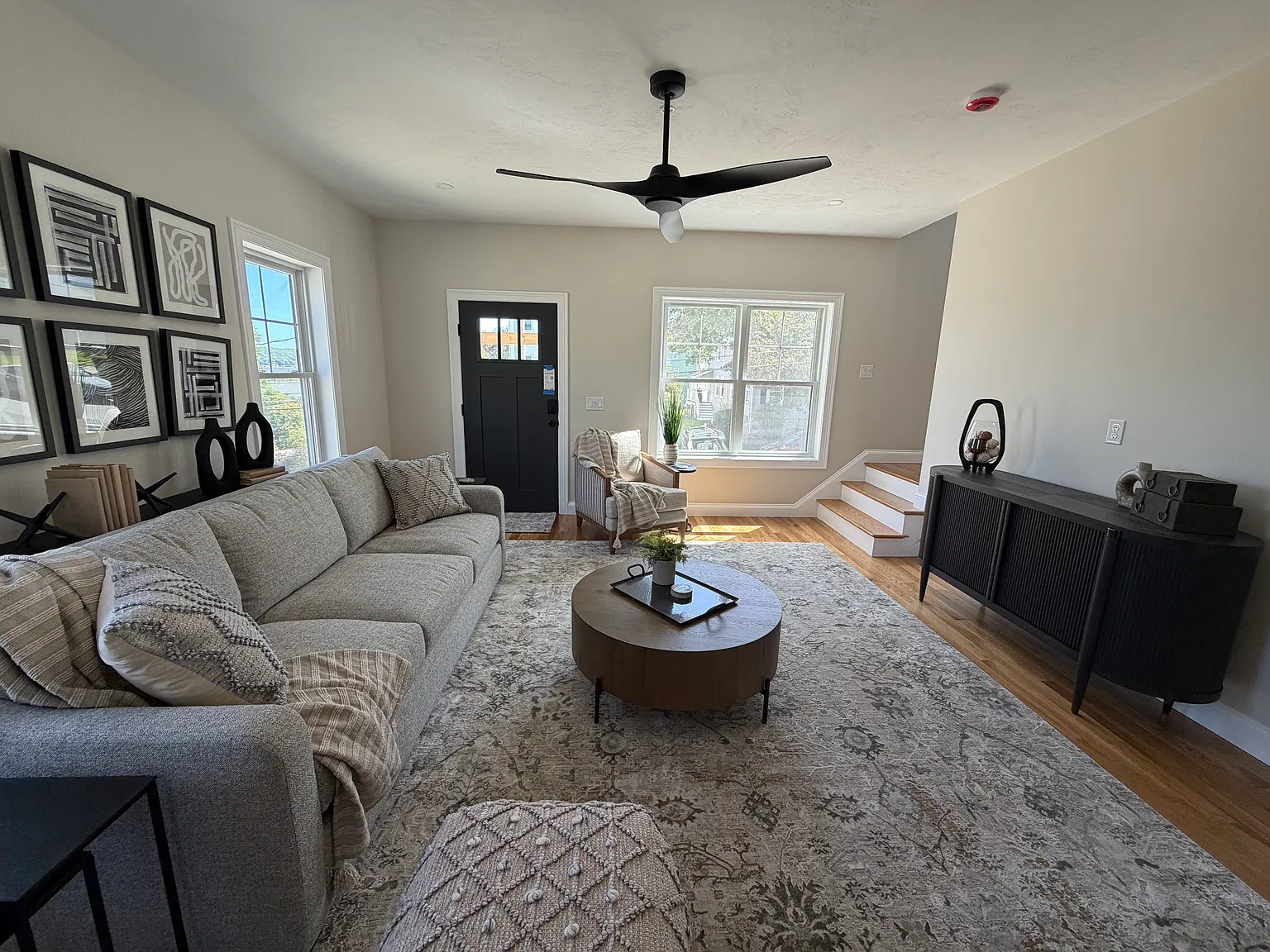 2 bed, 1.5 bath, 1800 sqft, $3,000 — Photo 4