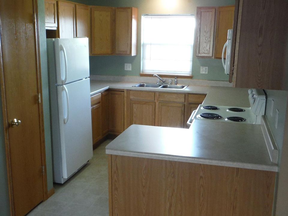 1st image of 50 Cherry Ct APT 5