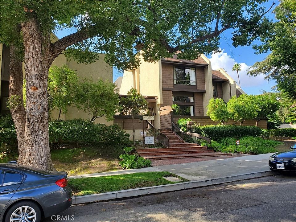 1st image of 1349 N Columbus Ave Unit 2