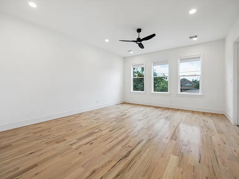 1419 Candlelight Ln — Photo 17