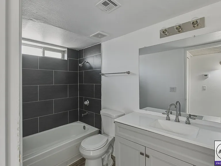 2330 W Lone Cactus Dr #103 — Photo 22