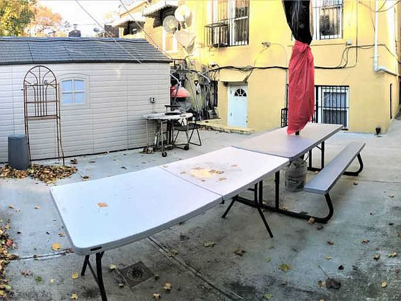 4th image of 3108 89th St #31-08