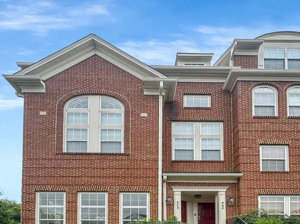 9632 Wigfall Way, Manassas Park, VA 20111