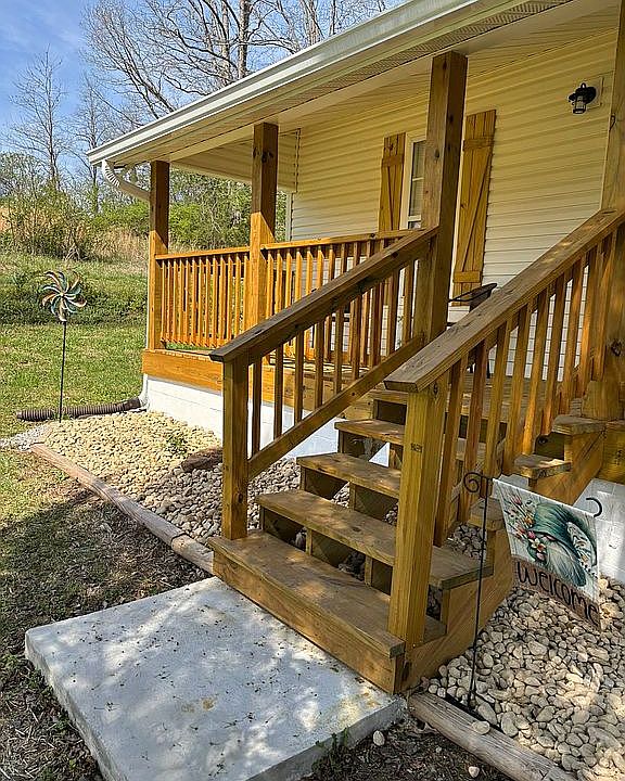 1st image of 3040 Roseberry Rd