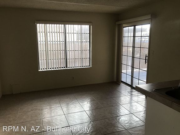 3rd image of 425 Anna Cir APT 2