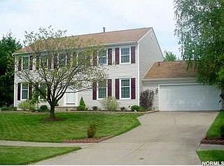 2nd image of 990 Pheasant Run Dr