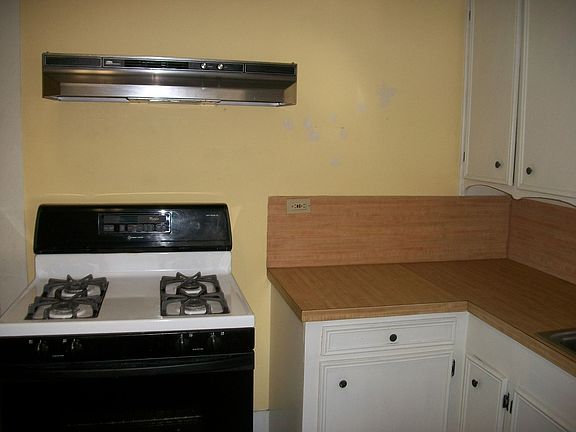 3rd image of 2405 Enterprise Blvd