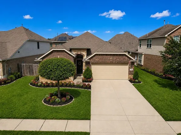 13806 Kodiak Brown Bear St, Crosby, TX 77532