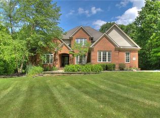 9855 Campton Ridge Dr, Chardon, OH 44024