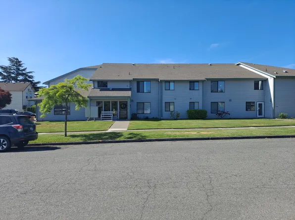 2102 Commercial Ave #13, Anacortes, WA 98221