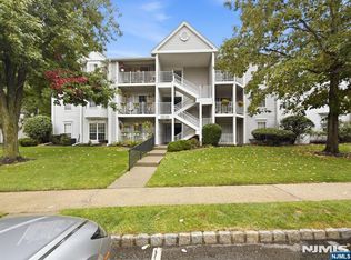 1147 Sycamore Lane, Mahwah, NJ 07430