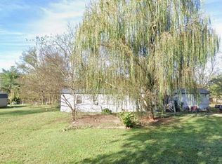 131 Walnut St, Cowan, TN 37318