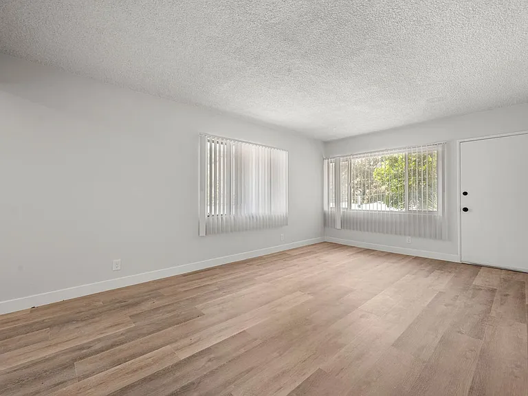 4501 Don Tomaso Dr #6 — Photo 10
