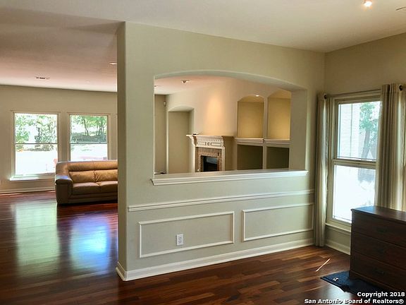 3rd image of 7719 Moss Brook Dr