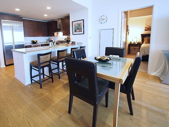 5th image of 240 E Illinois St APT 2504