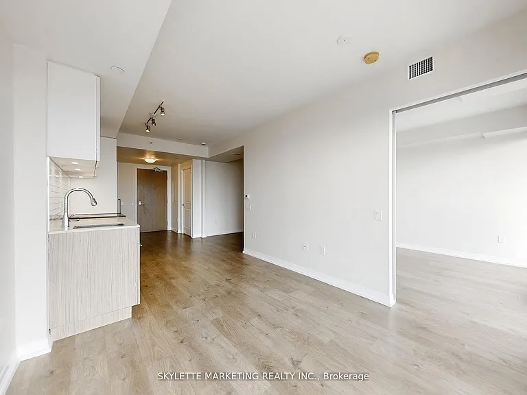 251 Jarvis St #4014 — Photo 13