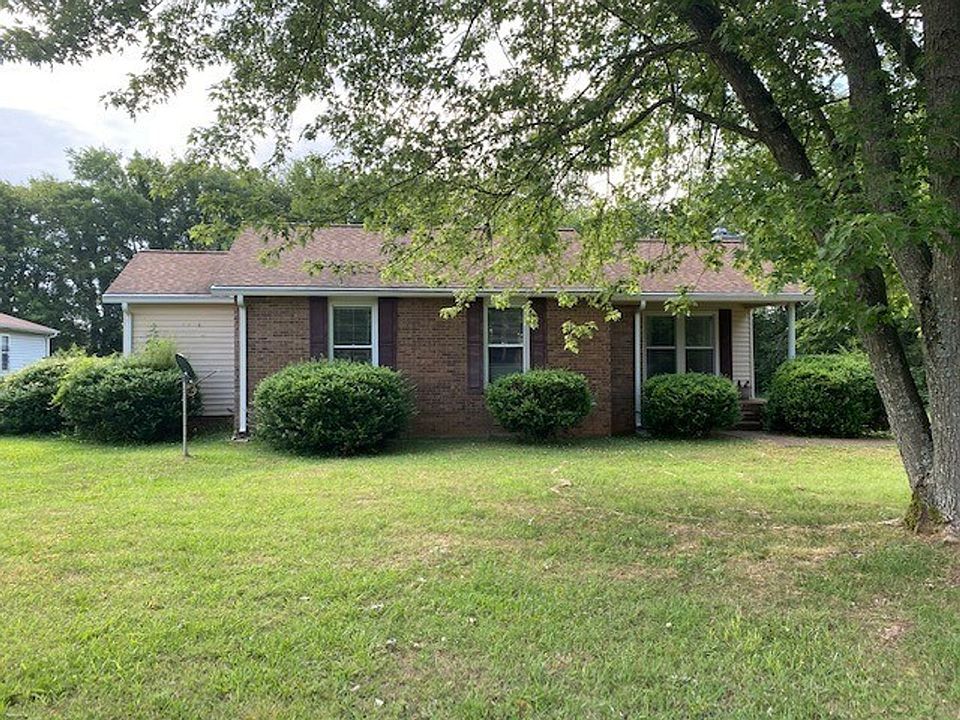 1st image of 2075 Stonebrook Dr