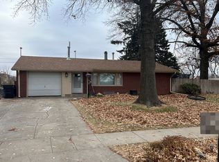 1850 E Bermuda Dr, Lincoln, NE 68506