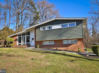 4401 Yates Rd E, Bensalem, PA 19020