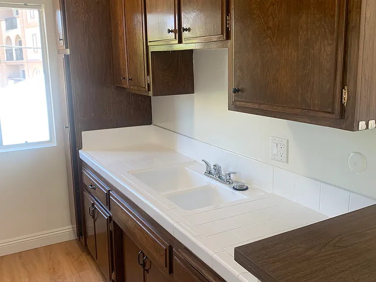 3322 Bagley Ave #4 — Photo 4